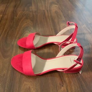 a new day sandals ⭐️